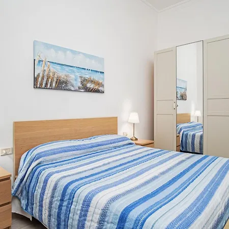 Garden House: Apartments And Rooms For Holidays-3